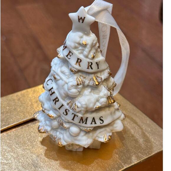 Vintage Wedgwood 2002 Merry Christmas Tree Ornament Classic White Gold In Box - Picture 13 of 14